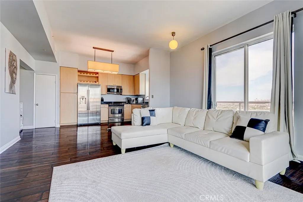 Long Beach, CA 90802,388 E Ocean Boulevard #1614