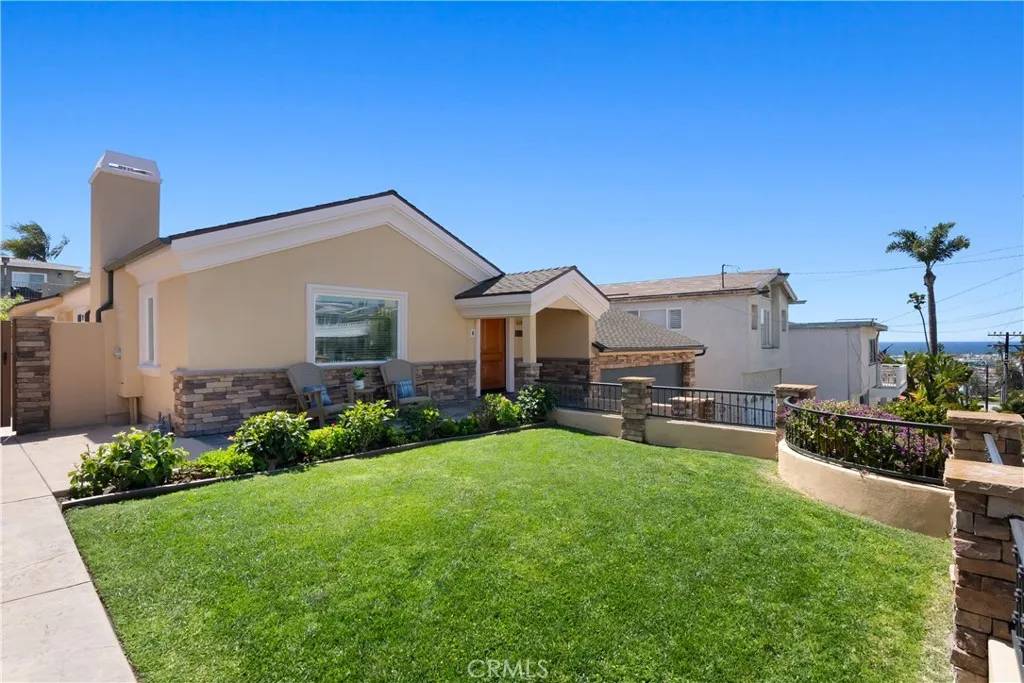 Hermosa Beach, CA 90254,668 Longfellow Avenue