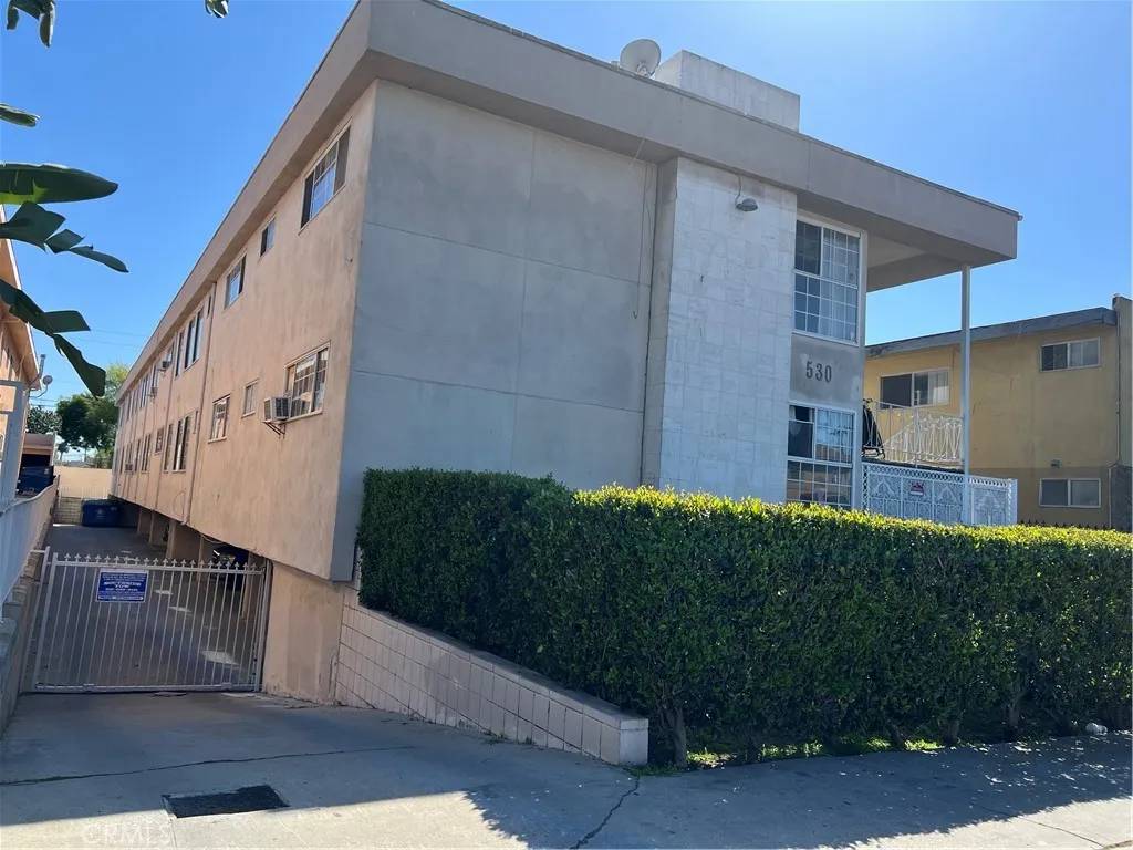 Inglewood, CA 90301,530 W Olive Street