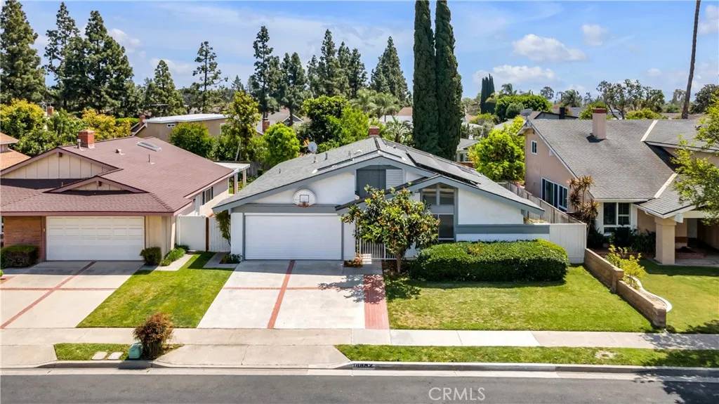 Tustin, CA 92780,14882 Bridgeport Road