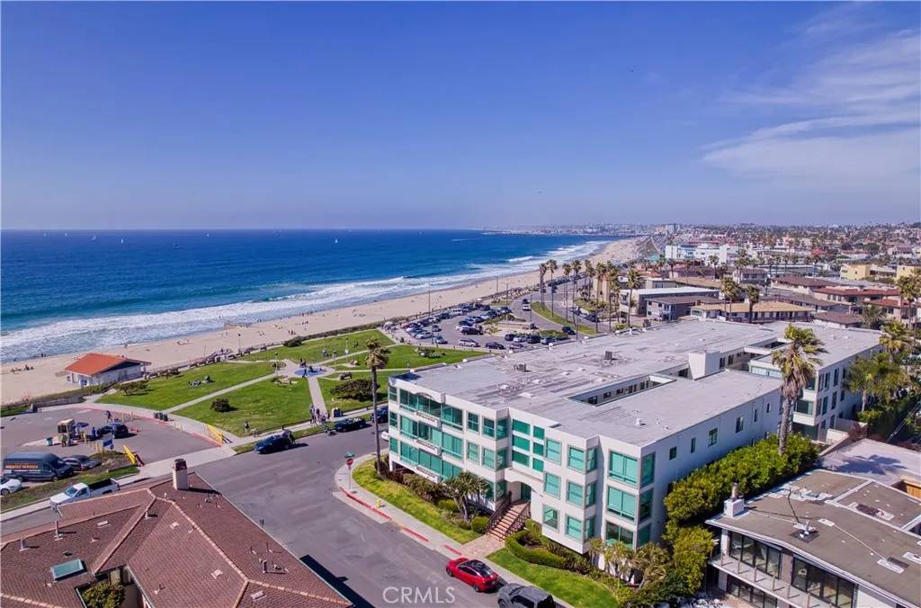 Redondo Beach, CA 90277,201 Calle Miramar #16