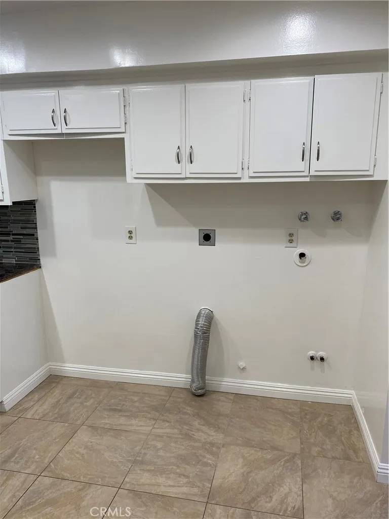 Torrance, CA 90504,18409 Van Ness