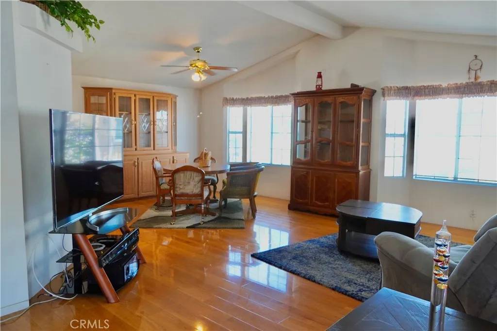 Paramount, CA 90723,16601 Garfield #107