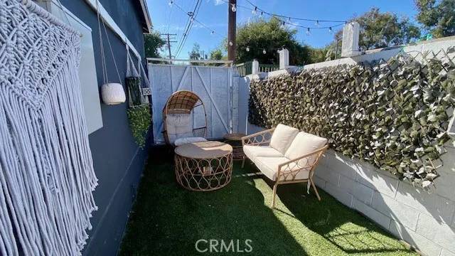 Los Angeles, CA 90034,2854 Halm Avenue