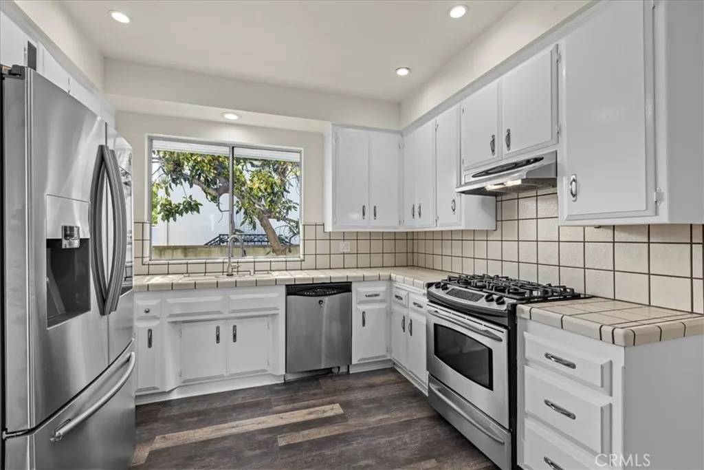 San Pedro, CA 90731,673 W 19th Street