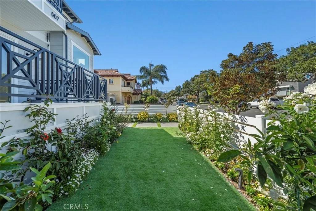 Redondo Beach, CA 90277,507 N Maria Avenue #A