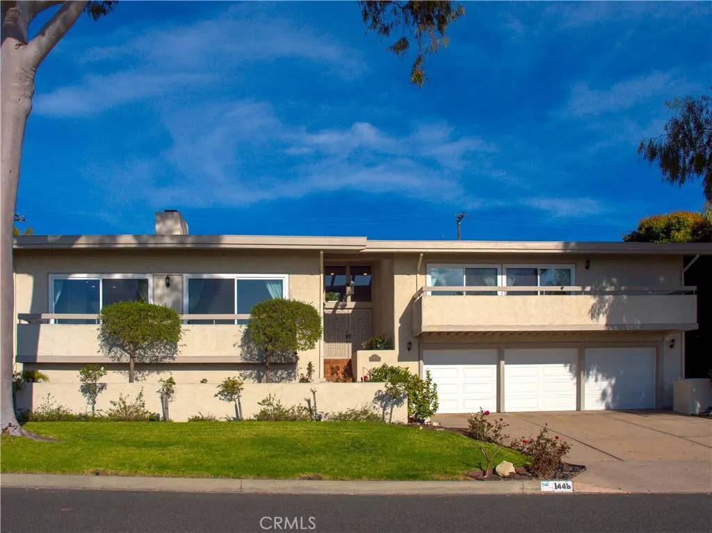 Palos Verdes Estates, CA 90274,1446 Via Castilla