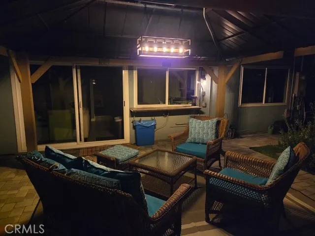 Carson, CA 90746,956 E Gladwick Street