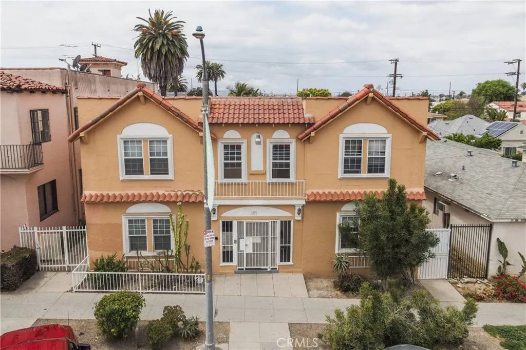 Long Beach, CA 90813,1495 Cedar Avenue