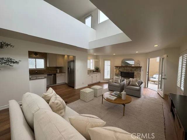 Hermosa Beach, CA 90254,854 Cypress Avenue