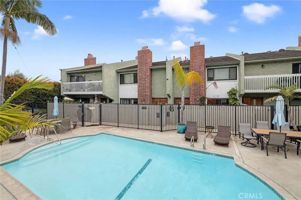 Redondo Beach, CA 90278,1425 Goodman Avenue