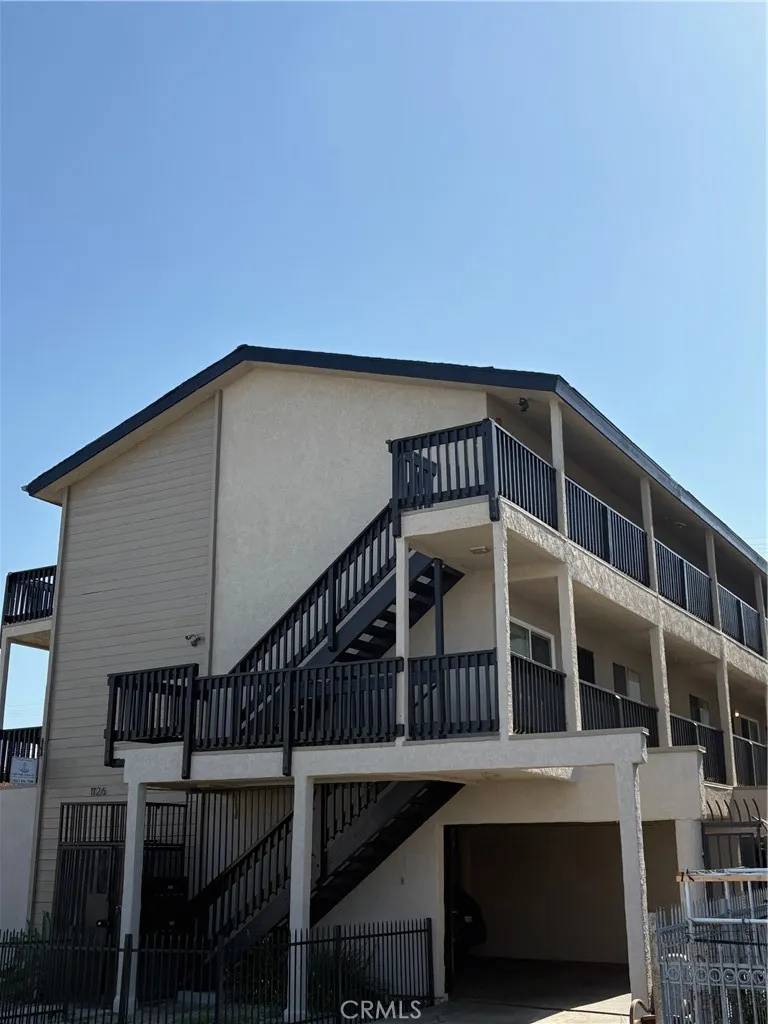 Long Beach, CA 90804,1126 Raymond Avenue