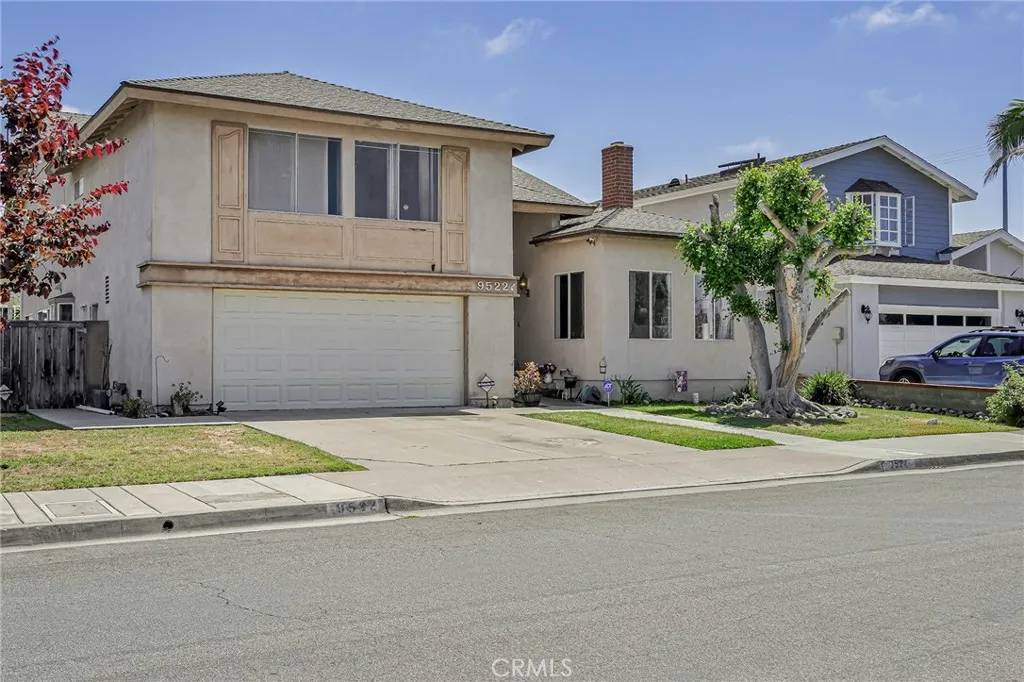 Huntington Beach, CA 92646,9522 Yellowstone Drive