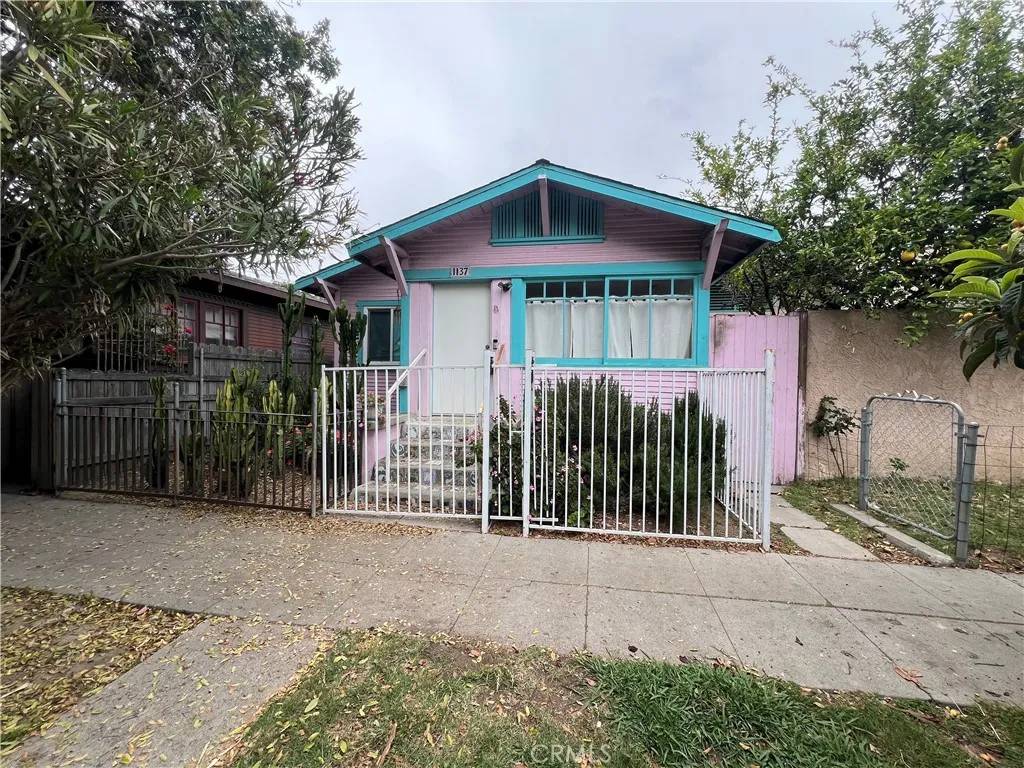 Venice, CA 90291,1137 Cabrillo Avenue