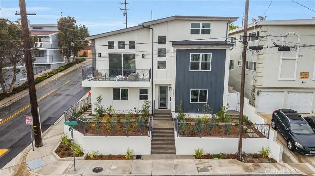 Redondo Beach, CA 90278,2101 Carnegie Lane