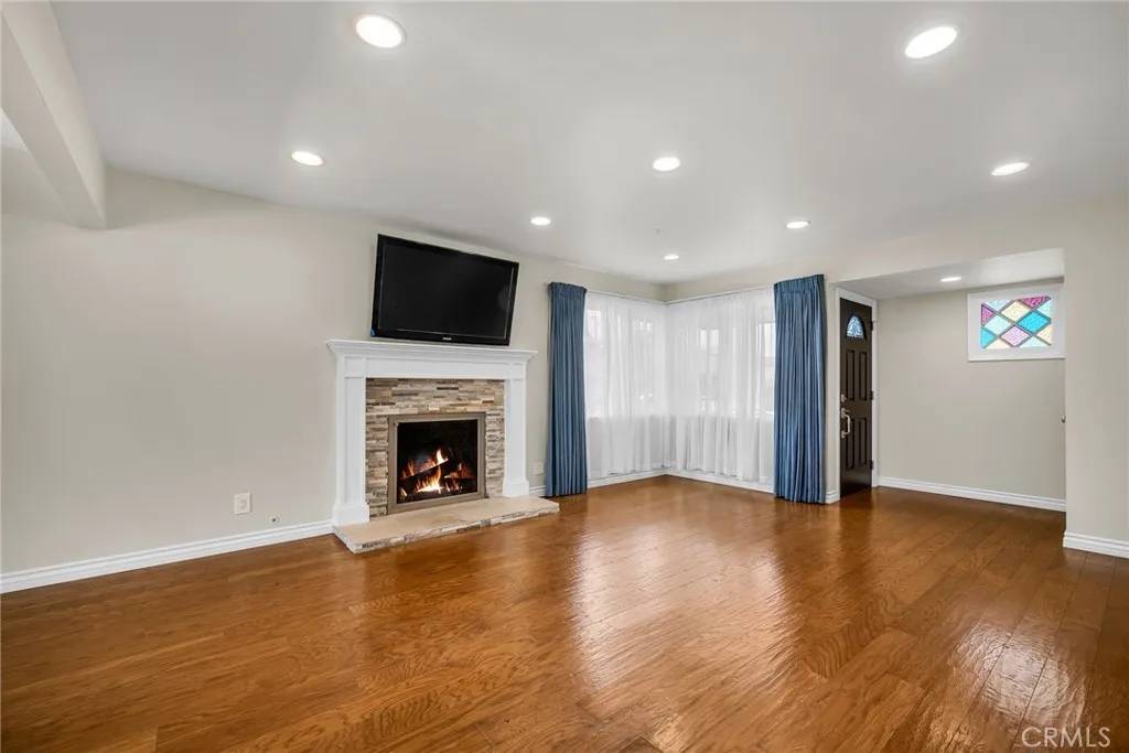 Lomita, CA 90717,24501 Cadiz Drive