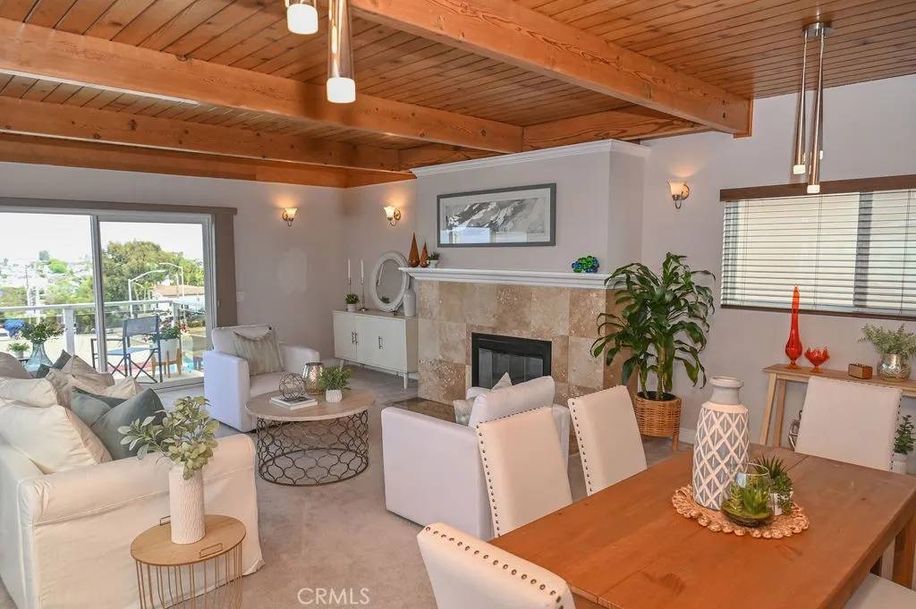 Manhattan Beach, CA 90266,204 Larsson Street