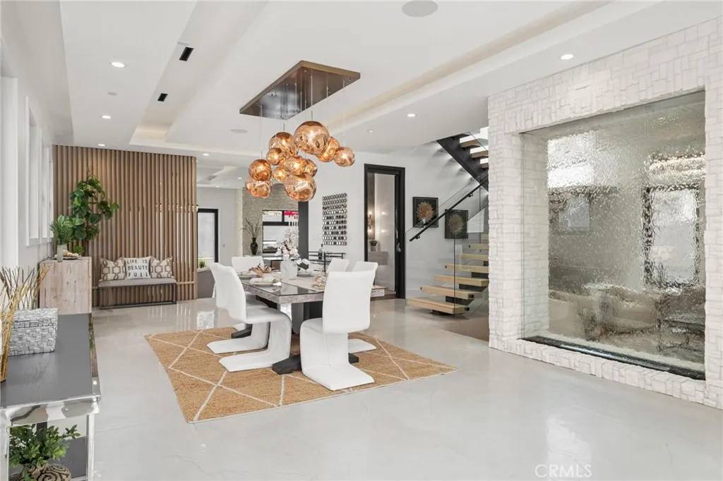 Manhattan Beach, CA 90266,3609 Oak Avenue
