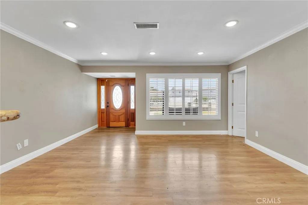 Harbor City, CA 90710,23404 President Avenue