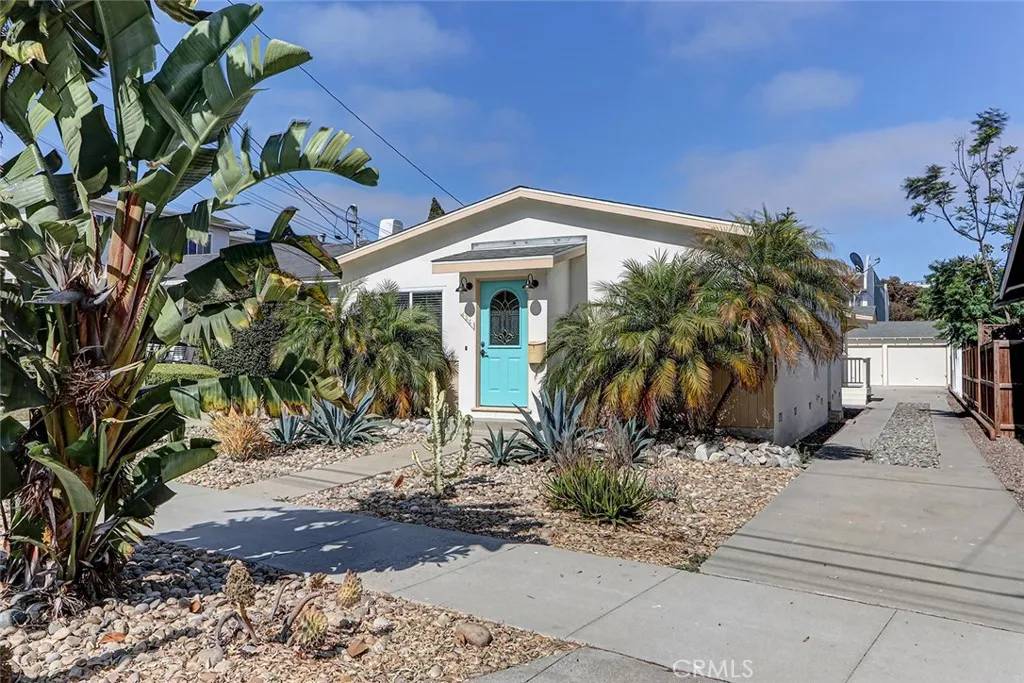 Redondo Beach, CA 90277,426 S Broadway