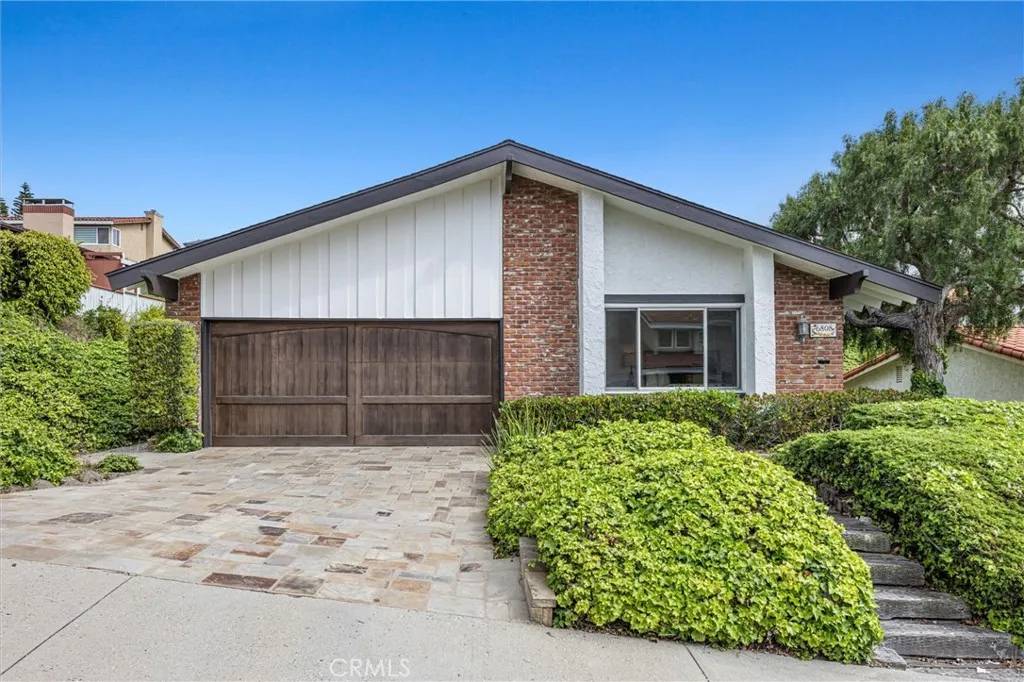 Rancho Palos Verdes, CA 90275,6808 Kings Harbor Drive