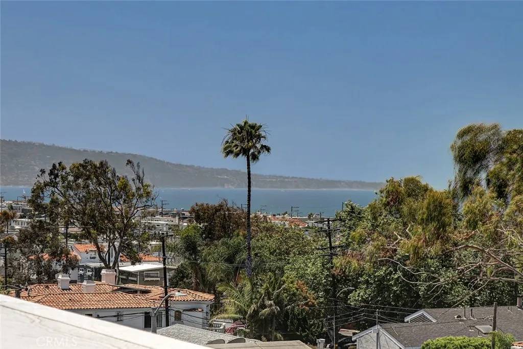 Manhattan Beach, CA 90266,1140 Fisher Avenue