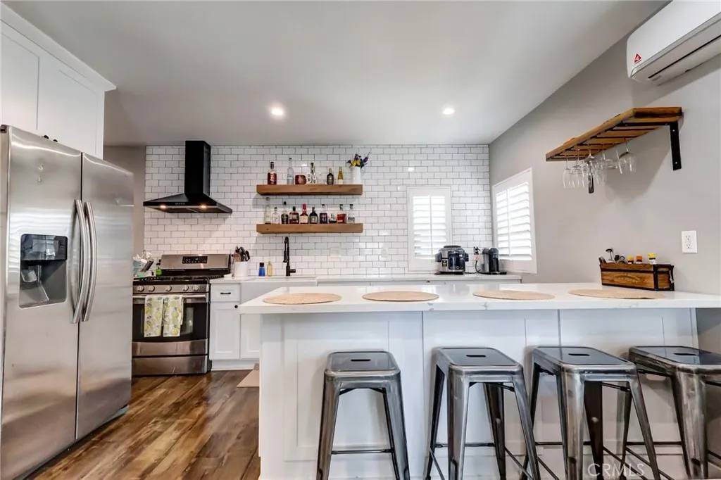 Long Beach, CA 90806,2108 Lemon Avenue