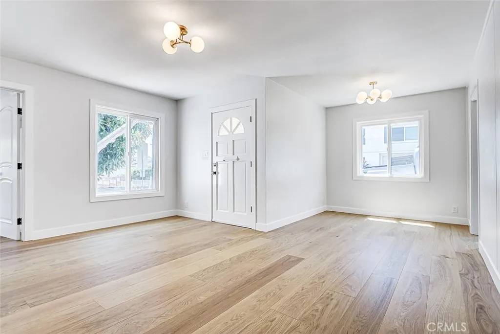 Manhattan Beach, CA 90266,708 S Redondo Avenue