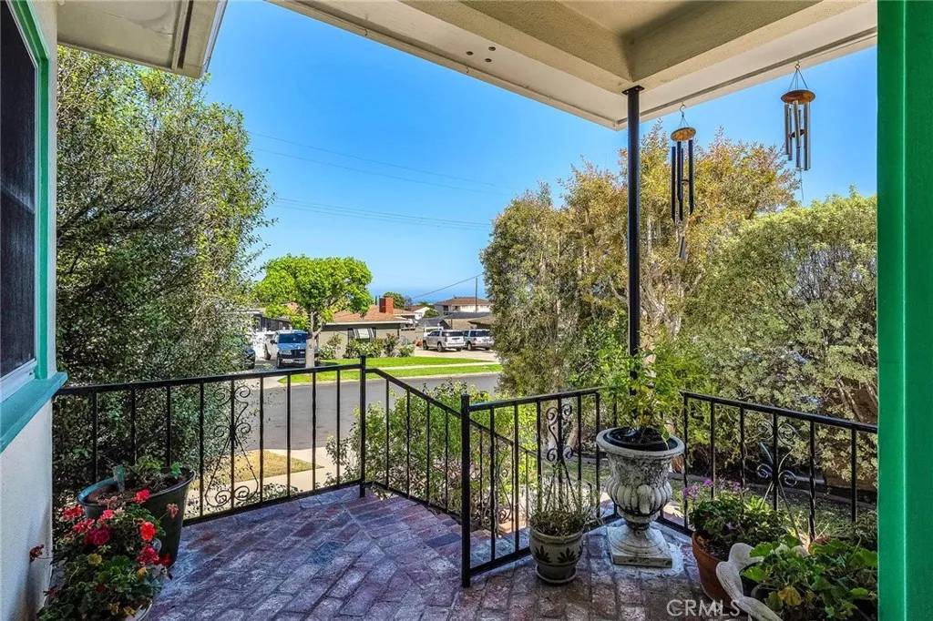 San Pedro, CA 90732,217 N Ellery Drive