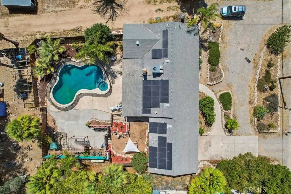 Hemet, CA 92543,40069 Newport Road