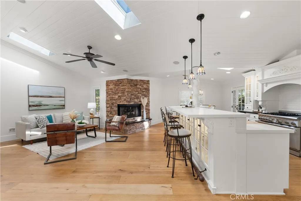 Escondido, CA 92029,1401 Eagle Glen