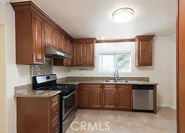 Los Angeles, CA 90042,817 Chestnut Avenue