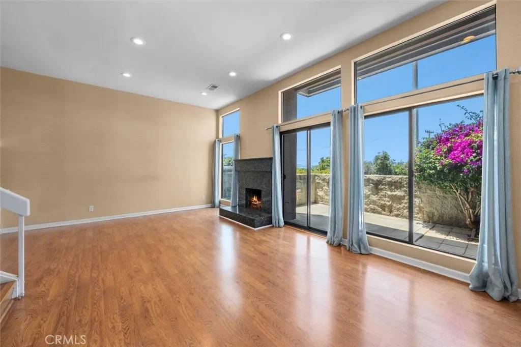 Redondo Beach, CA 90277,446 Palos Verdes Boulevard