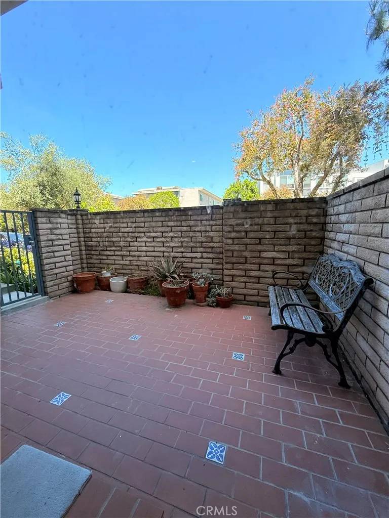 Marina Del Rey, CA 90292,13232 Fiji Way #C