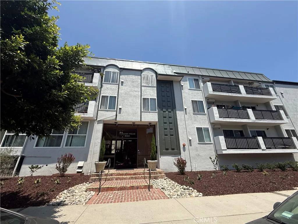 Playa Del Rey, CA 90293,8163 Redlands Street #48