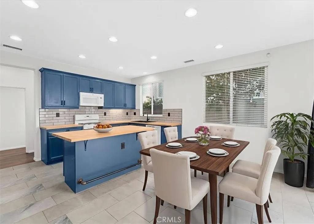 Gardena, CA 90247,13837 Emerald Lane