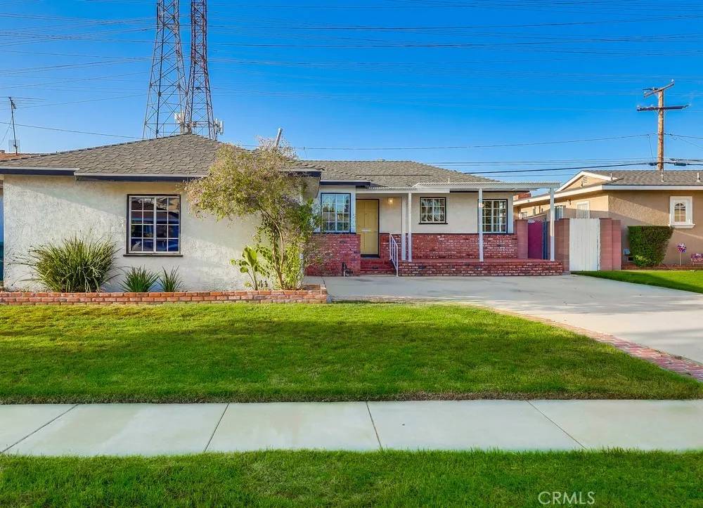 Lakewood, CA 90713,6513 Denmead Street