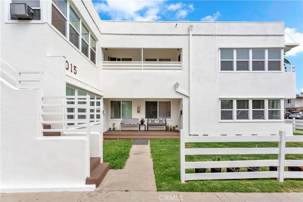 Long Beach, CA 90806,2015 Locust Avenue
