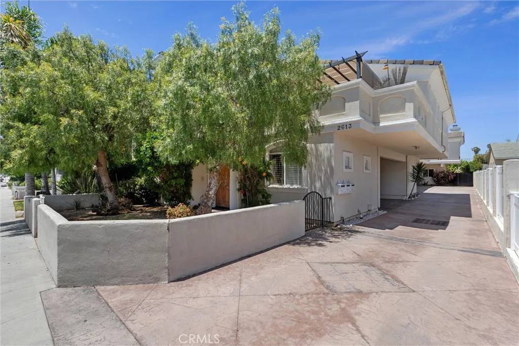 Redondo Beach, CA 90278,2613 Carnegie Lane #B