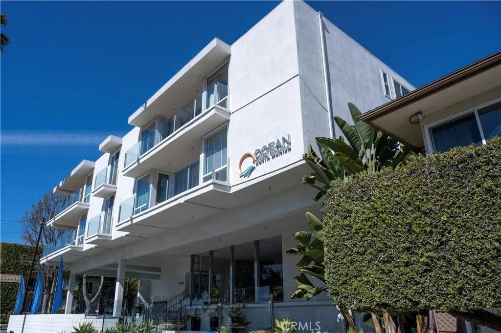 Santa Monica, CA 90403,901 Ocean Avenue