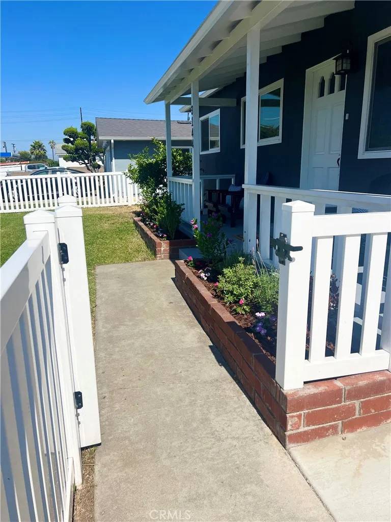 Gardena, CA 90249,3144 W 154th Place