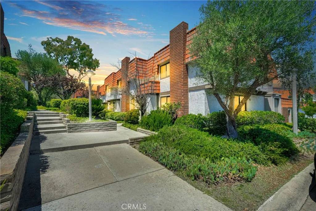 Rancho Palos Verdes, CA 90275,27937 Ridgebluff Court