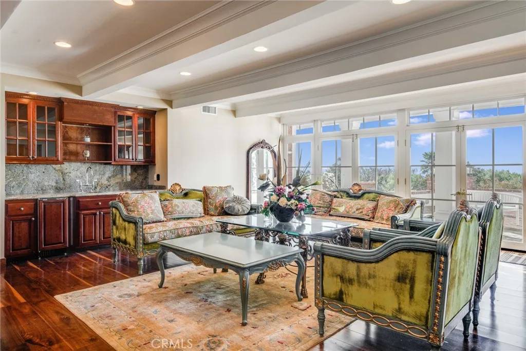 Palos Verdes Estates, CA 90274,1409 Via Arco