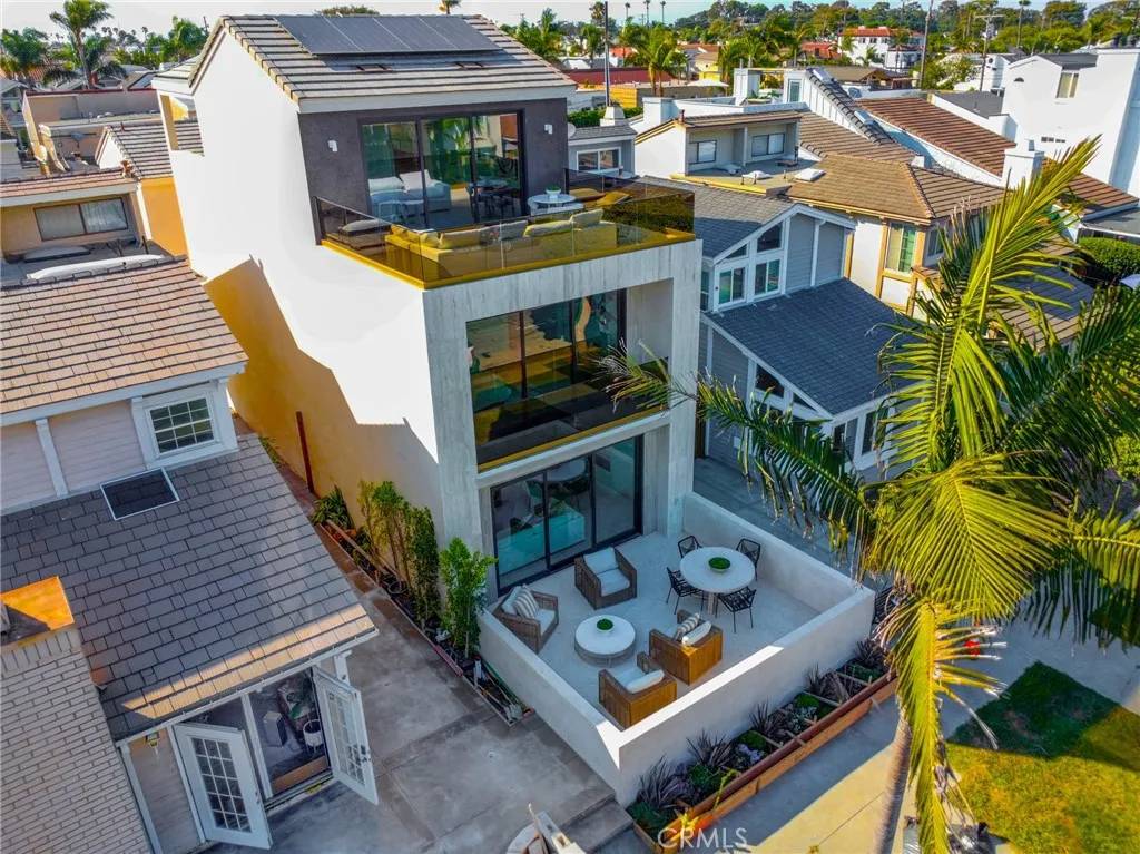 Huntington Beach, CA 92648,505 17th Street