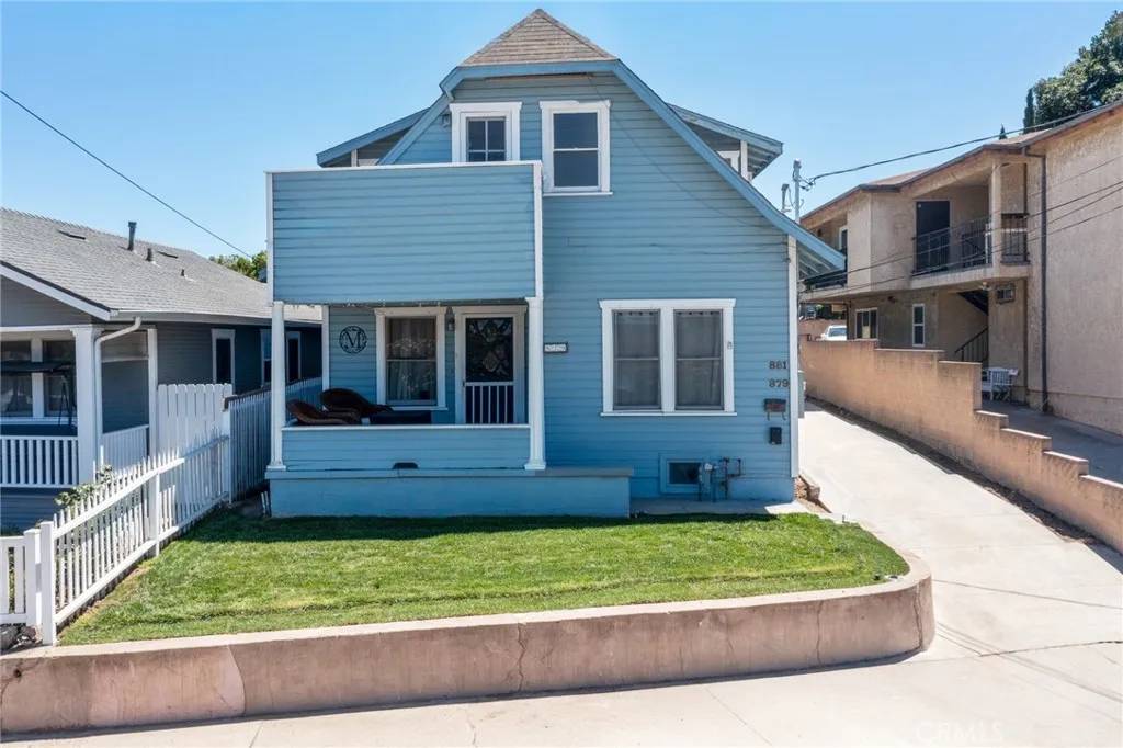 San Pedro, CA 90731,881 W Upland Ave