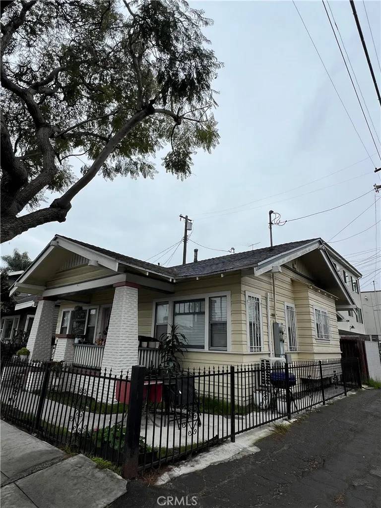 Long Beach, CA 90802,521 Olive Avenue