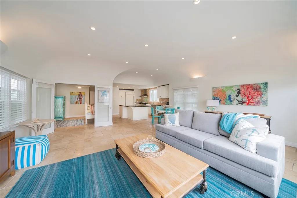 Hermosa Beach, CA 90254,77 17th