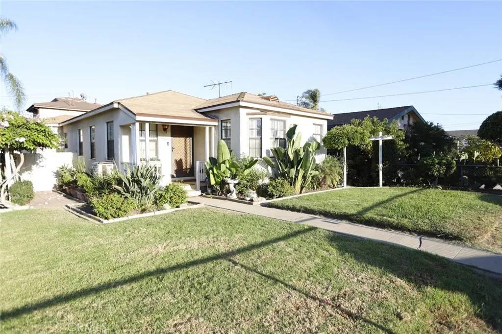 Hawthorne, CA 90250,13006 Jefferson Avenue