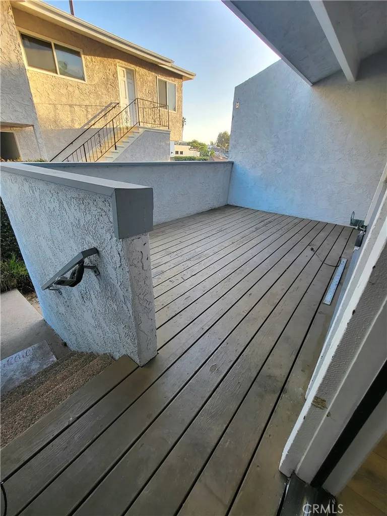 Redondo Beach, CA 90277,239 N Juanita Avenue #D