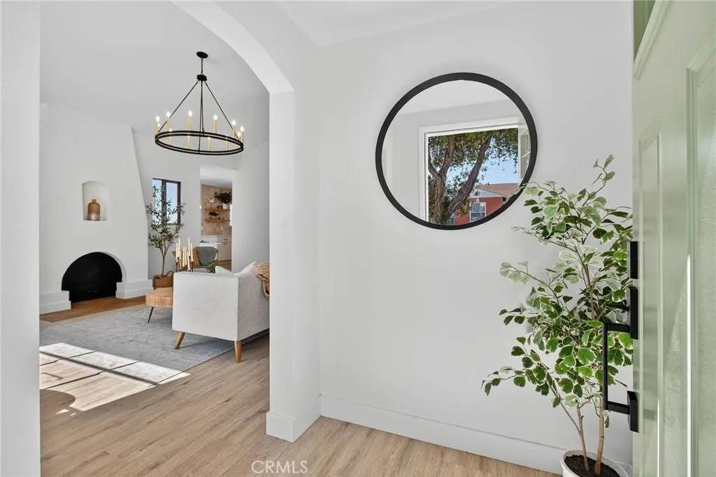 Santa Monica, CA 90404,3033 Urban Avenue